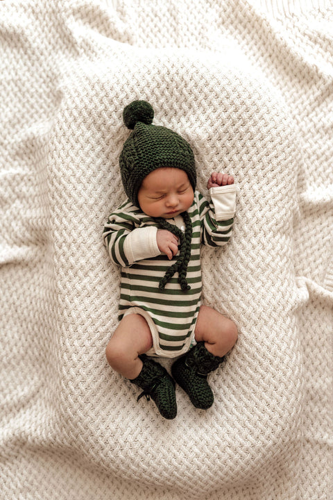 Snuggle Hunny Merino Wool Bonnet & Booties - Olive